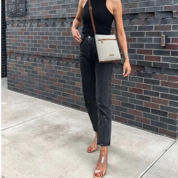 BOSTANTEN WOMENS VEGAN CROSSBODY BAG OFF WHITE LEATHER - Picture 4 of 13